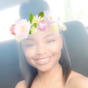 Meet your Posher, Najah